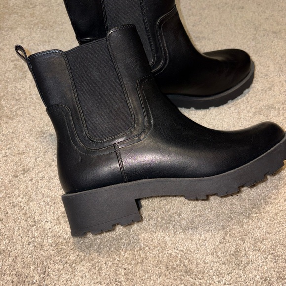 Old Navy Black Combat Boots - Picture 2 of 5